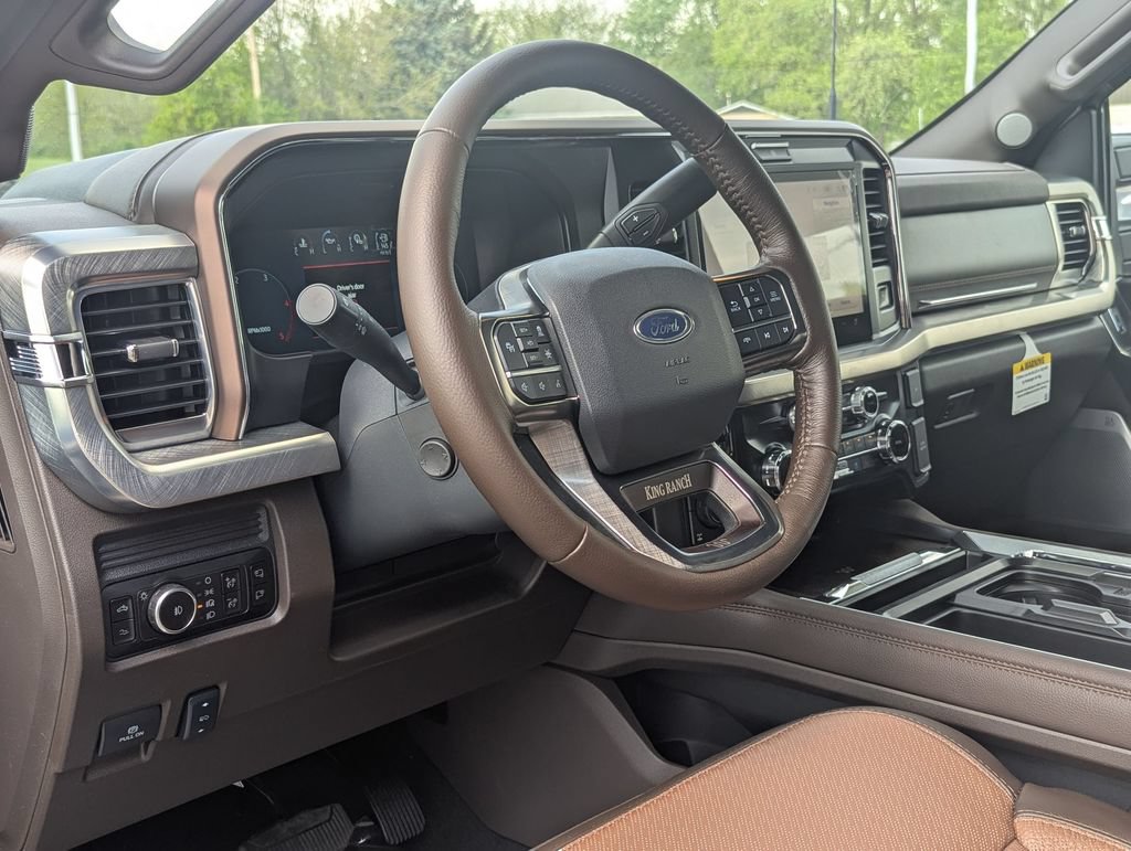 New 2025 Ford F250 King Ranch w/ Chrome Package AWD/4WD image 5