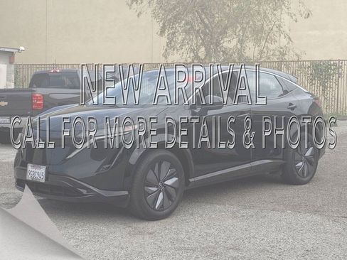 Used 2023 Nissan Ariya FWD image 1