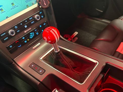 Used 2012 Ford Mustang Shelby GT500 w/ SVT Performance Pkg image 28