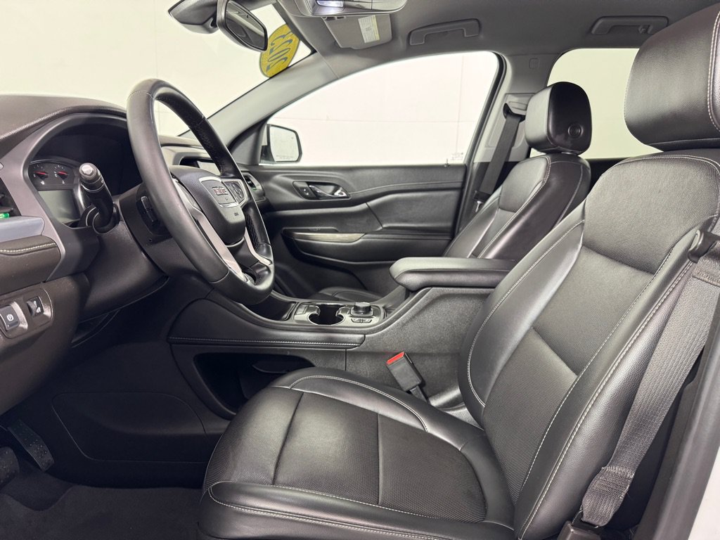 Used 2023 GMC Acadia SLT FWD image 12