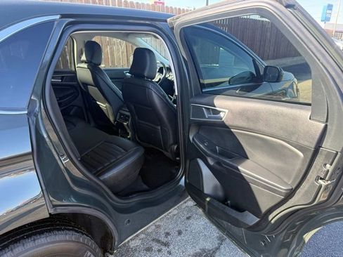 Used 2024 Ford Edge SEL w/ Convenience Package image 12