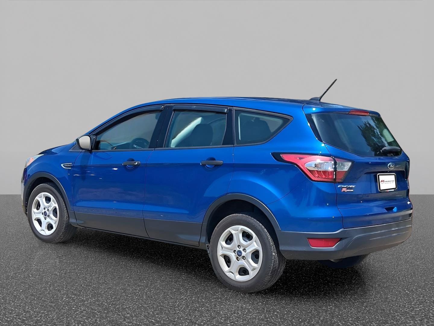 Used 2017 Ford Escape S FWD image 4