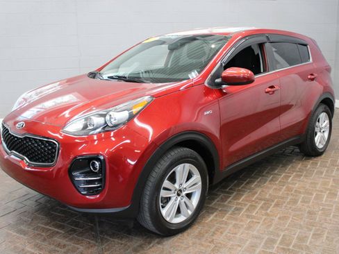 Used 2018 Kia Sportage LX AWD/4WD image 3