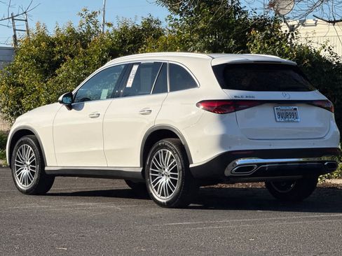 Certified 2026 Mercedes-Benz GLC 300 image 5