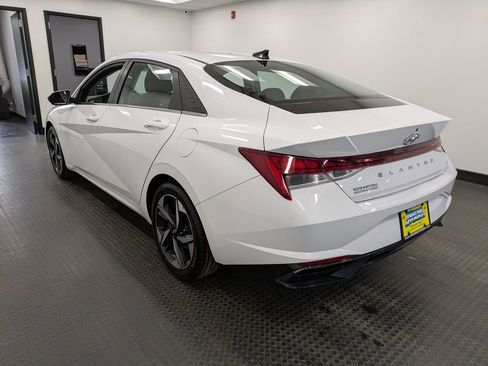 Certified 2021 Hyundai Elantra SEL w/ Convenience + Premium Package FWD image 6