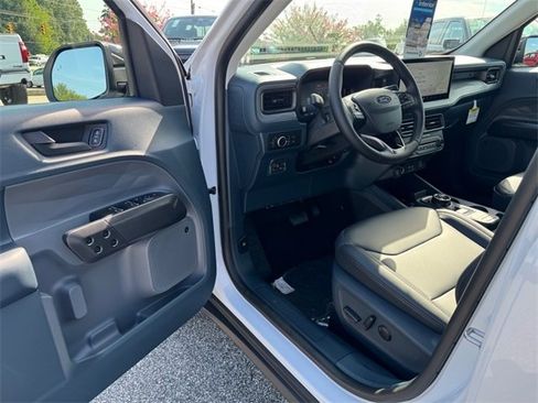 New 2025 Ford Maverick Lariat w/ Black Appearance Package image 14