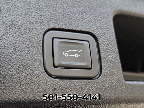 Used 2025 Chevrolet Equinox RS w/ Safety and Technology Package FWD image 17