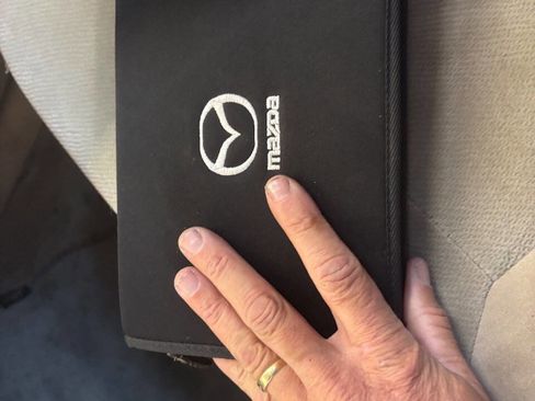 Used 2003 MAZDA Protege LX image 14