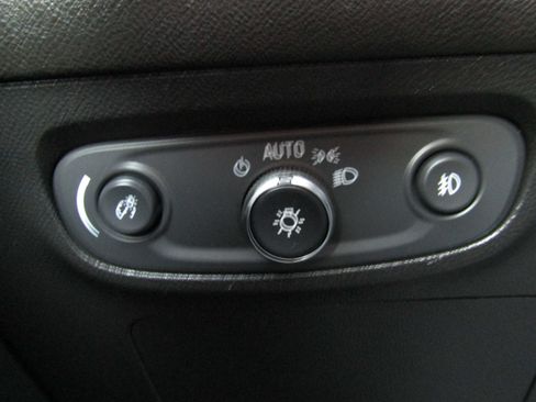 Used 2020 Buick Encore GX Select w/ Sport Touring Package AWD/4WD image 20