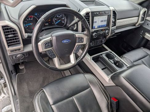 Certified 2021 Ford F250 Lariat w/ Chrome Package image 21