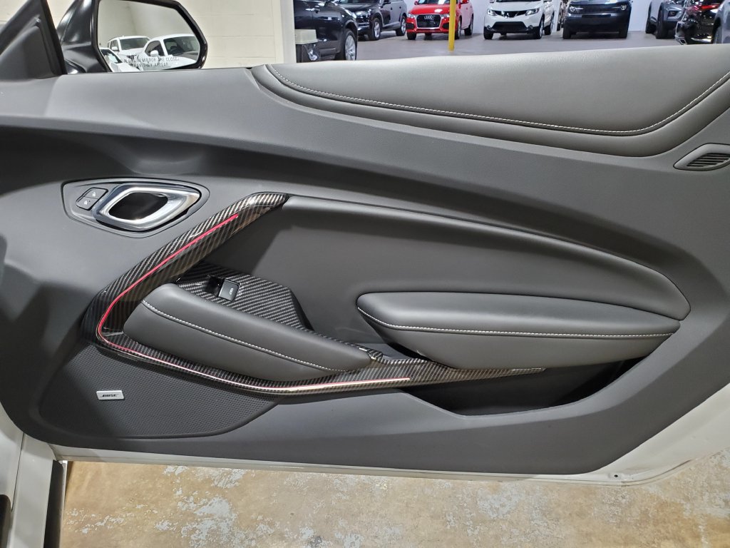 Used 2021 Chevrolet Camaro SS RWD image 15