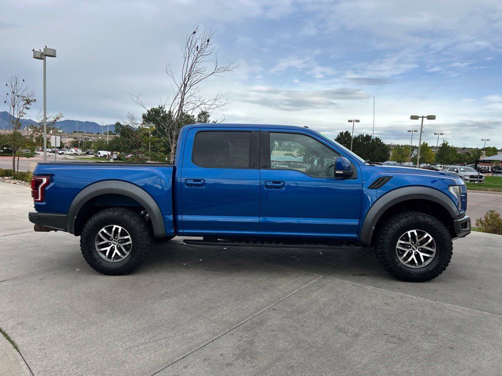 Used 2017 Ford F150 Raptor w/ Equipment Group 802A Luxury AWD/4WD image 10