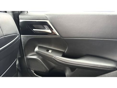 Used 2024 Mitsubishi Outlander Ralliart AWD/4WD image 17