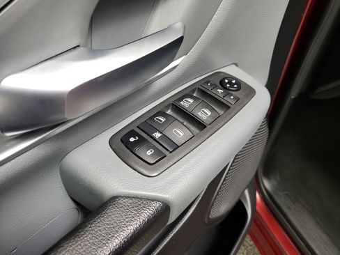 Used 2021 RAM 1500 Lone Star RWD image 18