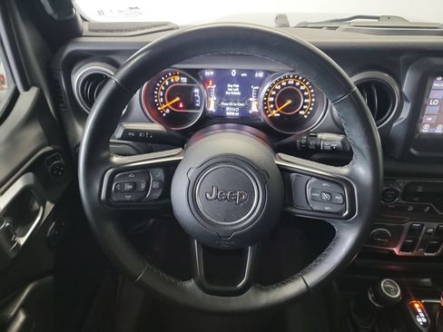 Used 2018 Jeep Wrangler Unlimited Sport S AWD/4WD image 17