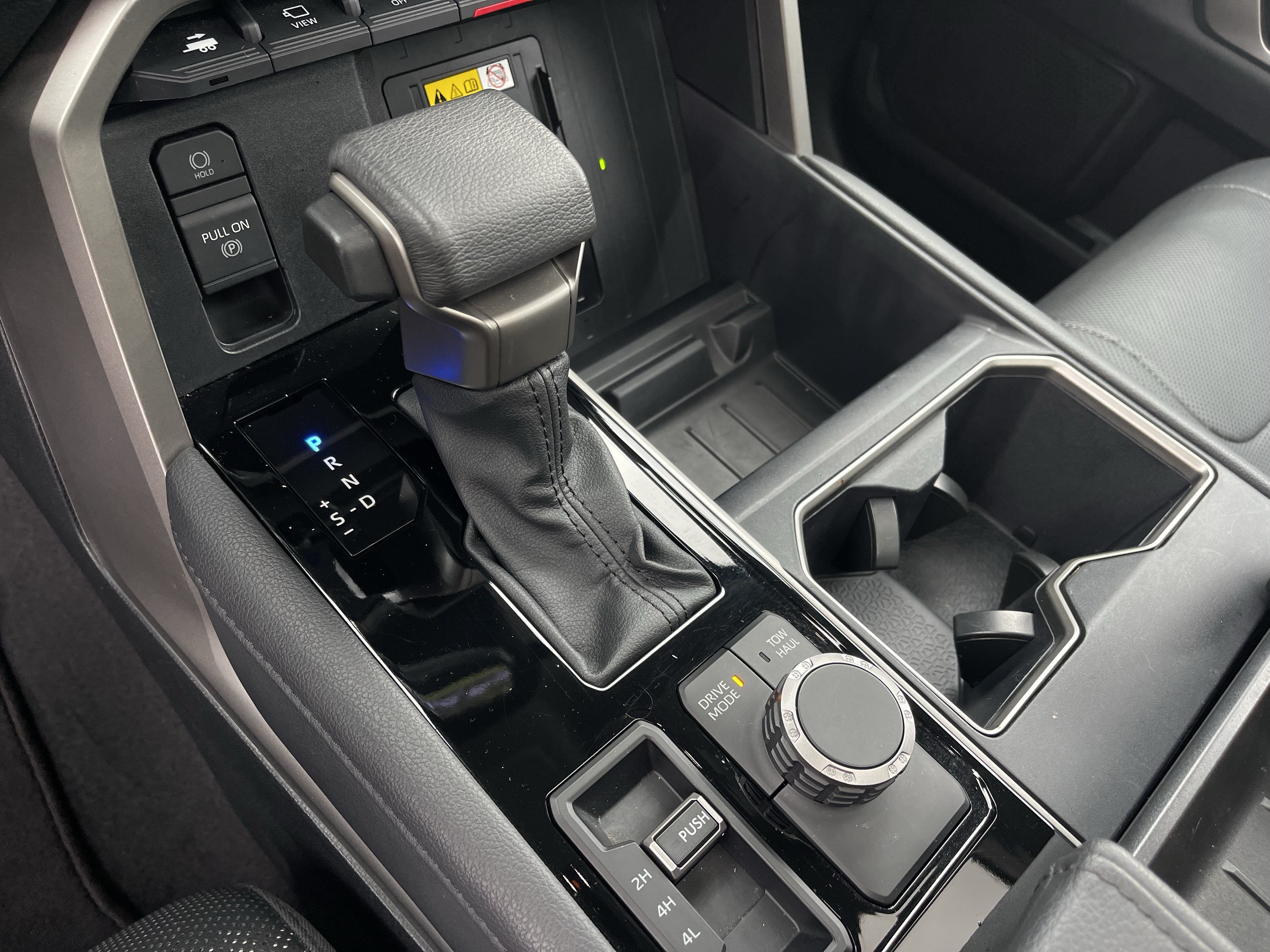 Used 2023 Toyota Tundra Limited AWD/4WD image 16