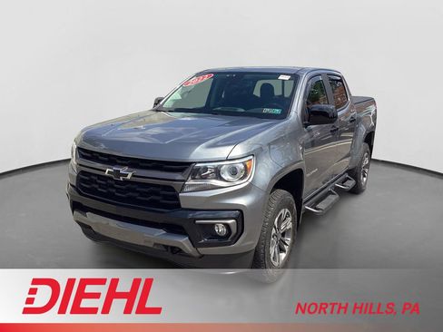 Used 2022 Chevrolet Colorado Z71 w/ Safety Package AWD/4WD image 1