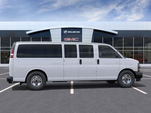 New 2025 GMC Savana 2500 Work Van 3D Extended Cargo Van w/ Driver Convenience Package image 5
