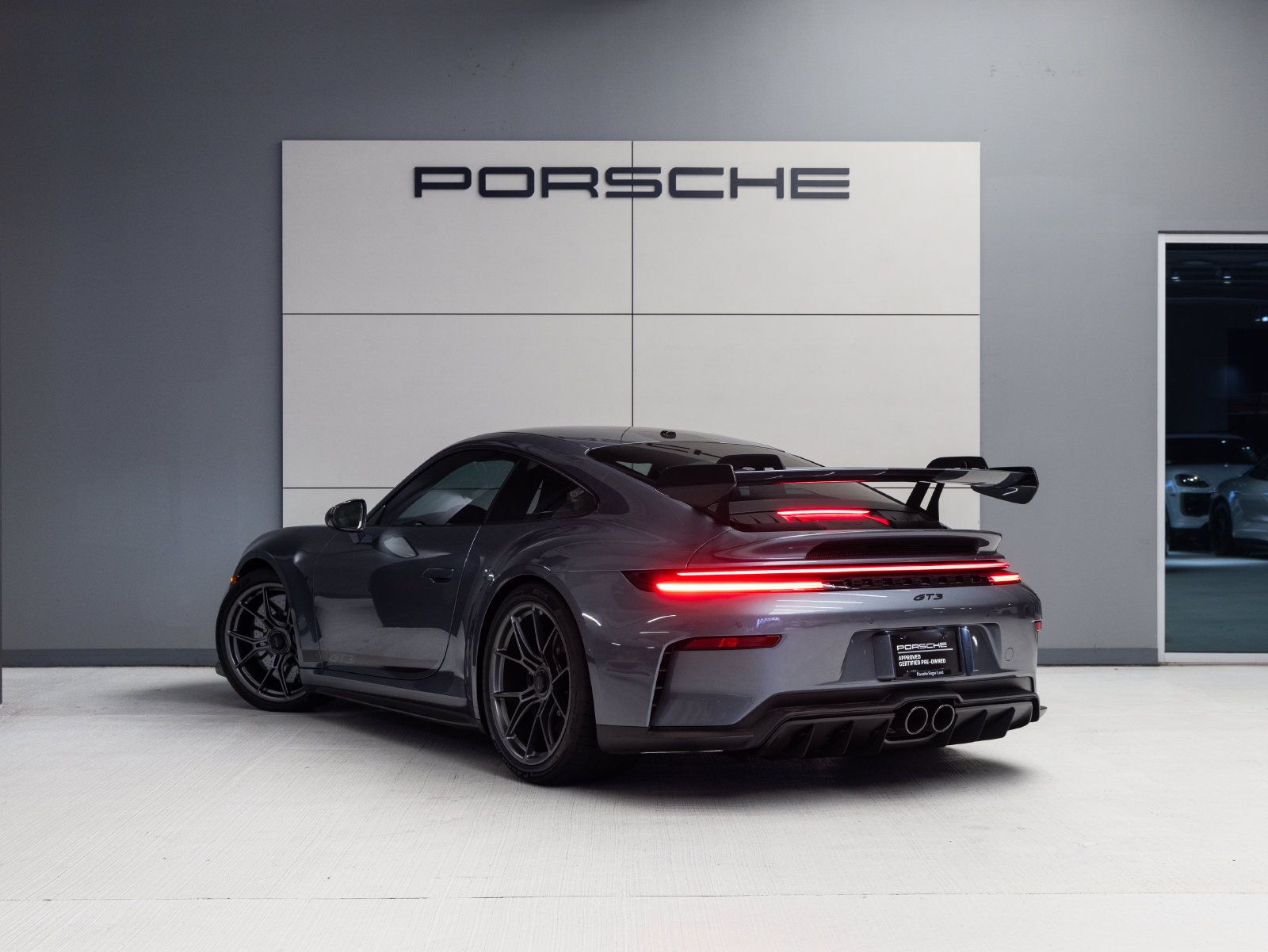 Certified 2026 Porsche 911 GT3 RWD image 3