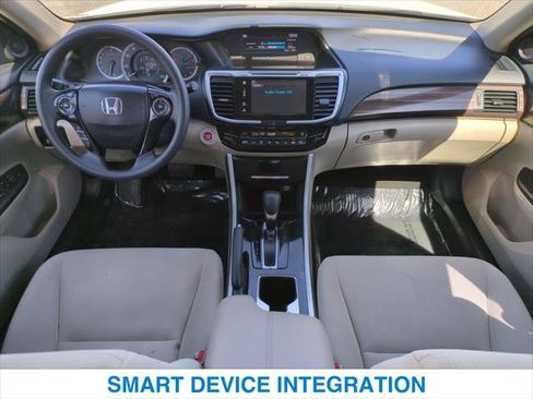 Used 2017 Honda Accord EX image 21