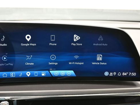 Used 2024 Cadillac Lyriq Tech image 24