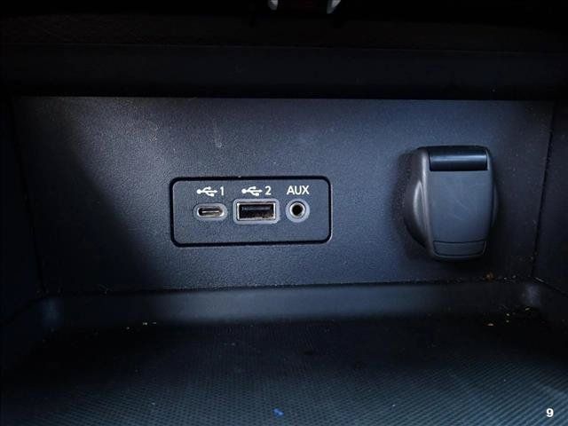 Used 2022 Nissan Sentra SR w/ Midnight Edition FWD image 12