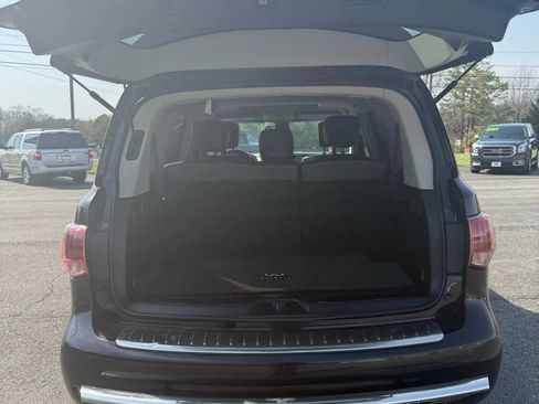 Used 2012 INFINITI QX56 4WD w/ Deluxe Touring Pkg image 41
