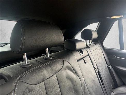 Used 2017 BMW X5 xDrive40e image 17