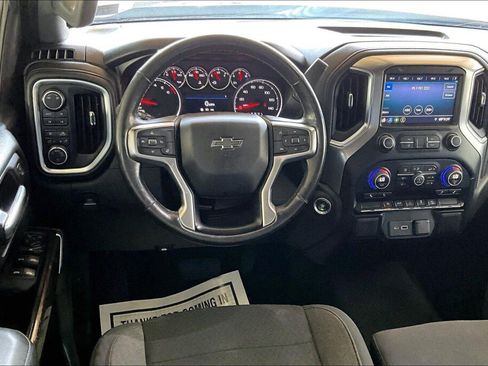 Used 2019 Chevrolet Silverado 1500 RST AWD/4WD image 7