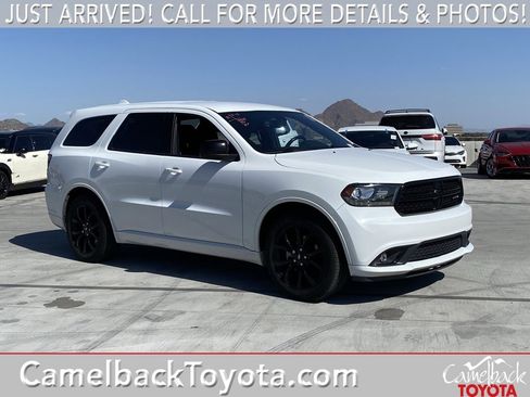Used 2020 Dodge Durango SXT image 1