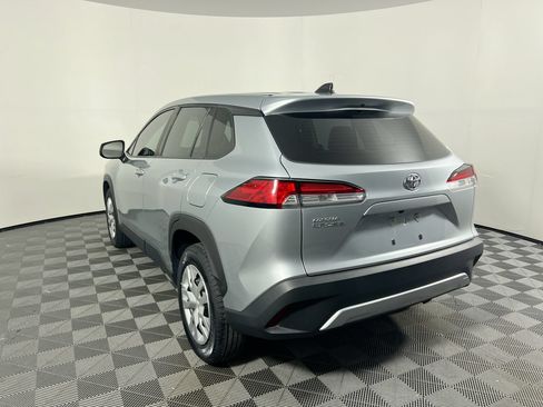 Used 2023 Toyota Corolla Cross L FWD image 5