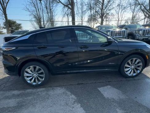 New 2026 Buick Envista Avenir image 9
