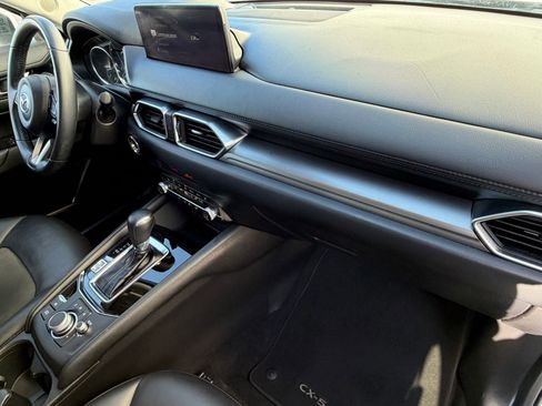 Used 2021 MAZDA CX-5 Touring image 34