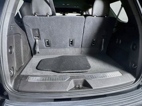 Used 2021 Chevrolet Tahoe Z71 image 24