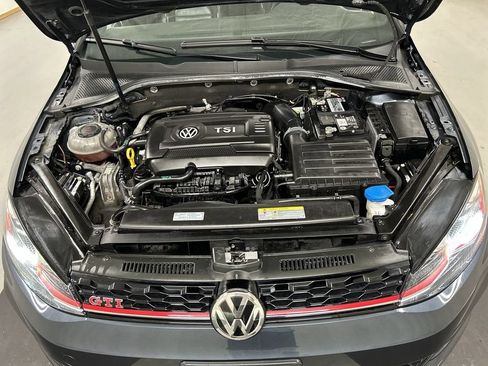 Used 2021 Volkswagen GTI SE FWD image 25