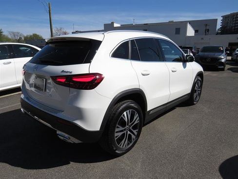 Used 2025 Mercedes-Benz GLA 250 4MATIC image 4