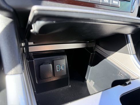 Used 2020 Ford Explorer ST w/ Premium Technology Package image 18