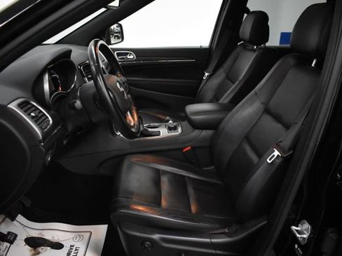 Used 2022 Jeep Grand Cherokee Limited image 11