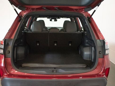 Used 2026 Subaru Forester AWD/4WD image 23