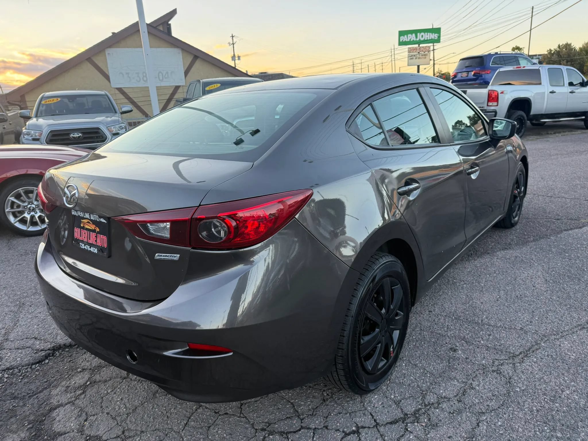 Used 2016 MAZDA MAZDA3 i Sport FWD image 7