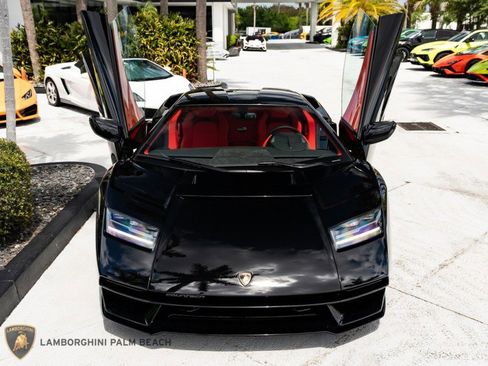 Used 2022 Lamborghini Aventador Countach image 14