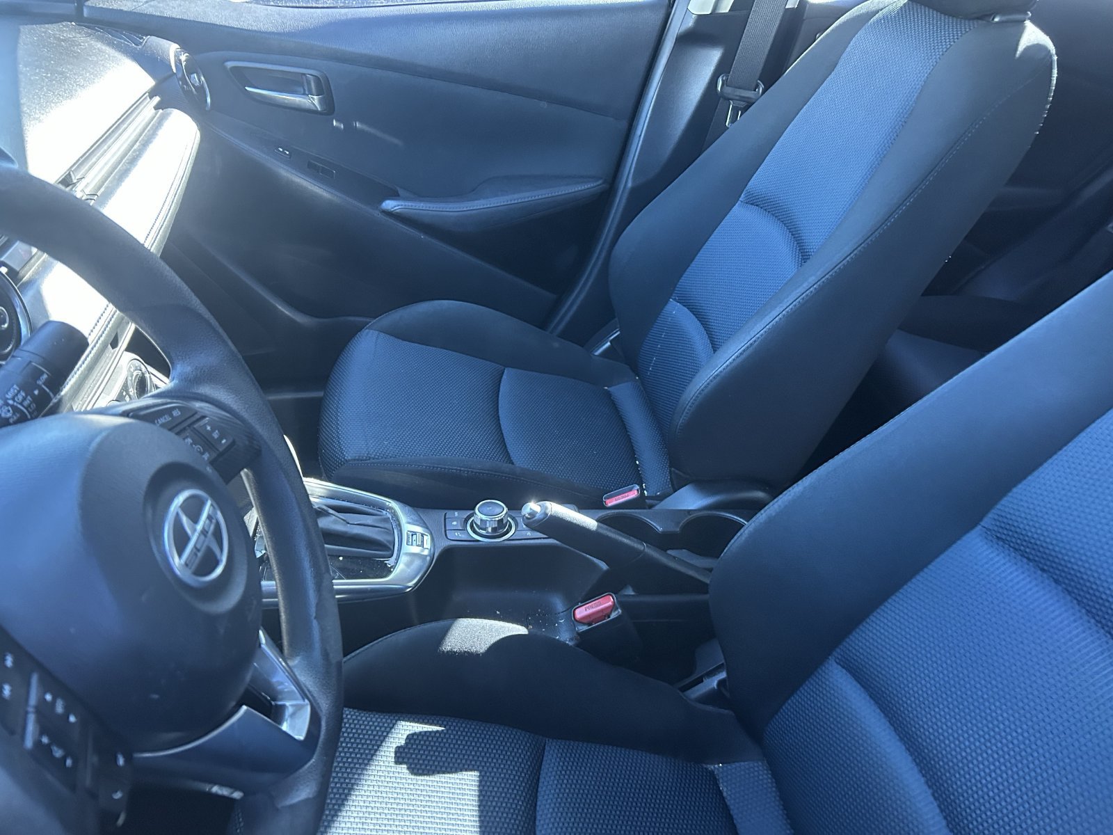 Used 2016 Scion iA FWD image 12