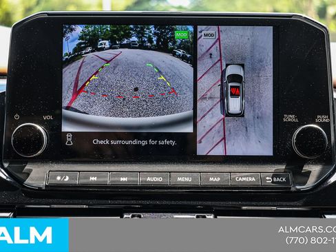 Used 2023 Nissan Pathfinder Platinum w/ Cargo Package FWD image 28