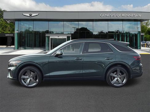 Used 2023 Genesis GV70 2.5T w/ Sport Prestige Package image 4