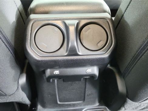 Used 2020 Jeep Wrangler Unlimited Sport AWD/4WD image 16