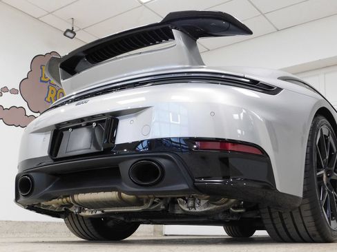 Used 2025 Porsche 911 Carrera T RWD image 91