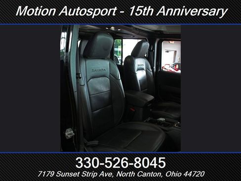 Used 2021 Jeep Wrangler Unlimited Sahara w/ Dual Top Group AWD/4WD image 39