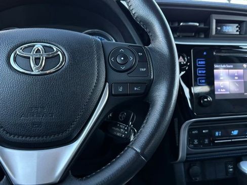Used 2017 Toyota Corolla L image 31