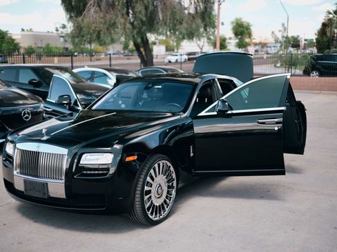 Used 2013 Rolls-Royce Ghost image 17