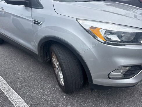 Used 2019 Ford Escape SE FWD image 7